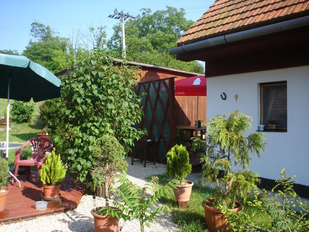 Podhajska Ubytovanie - D&B Konecna Trávnica Exteriör bild